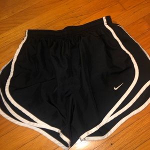 dri-fit black nike shorts